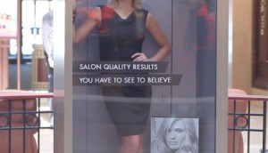 Live Billboard - Toronto Mall
