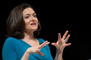 FaceBook SEMINAR Sheryl Sandberg (4)