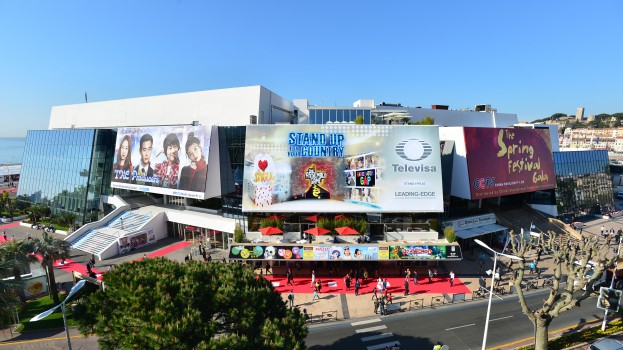 MIPTV 2015 - ATMOSPHERE - OUTSIDE - PALAIS DES FESTIVALS