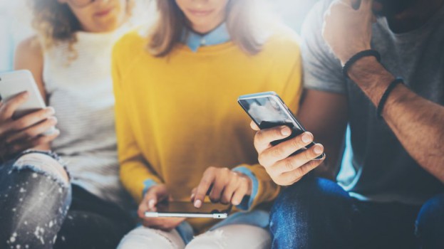 mobileShutterstock